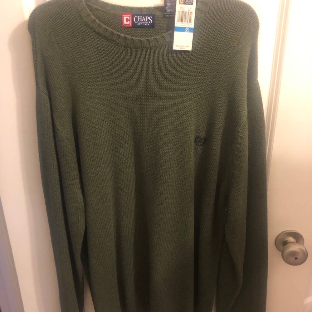 Chaps sweater medium weight. Green color.